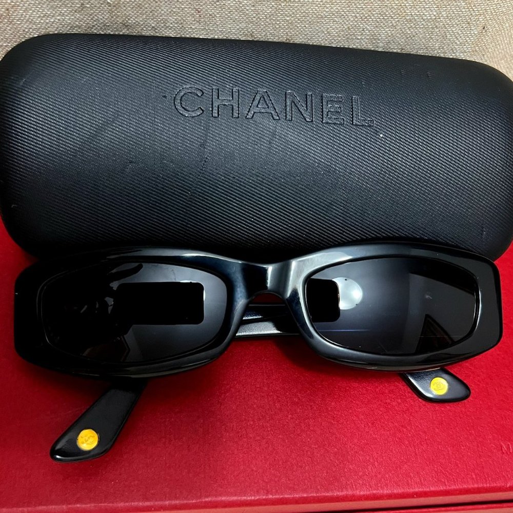 Authentic CHANEL Black sunglasses